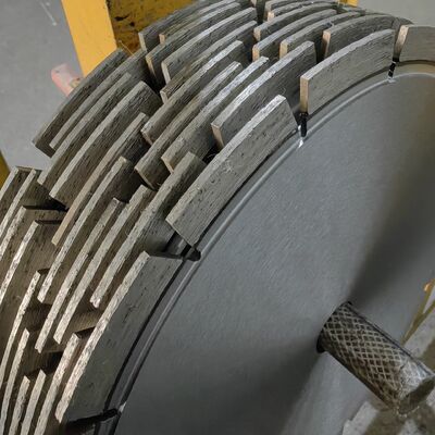 24» το λέιζερ ένωσε στενά τη σιωπηλή λεπίδα για το τέμνον τούβλο καμία σμίλευση με τη μακροχρόνια διάρκεια ζωής