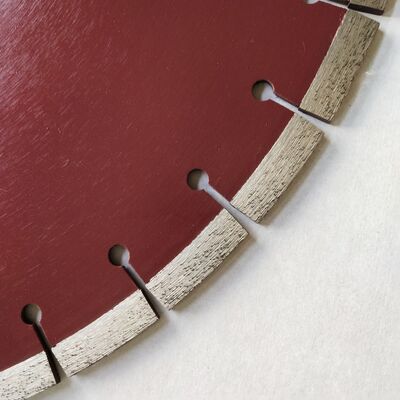 συγκεκριμένες λεπίδες πριονιών διαμαντιών λέιζερ 550mm για το ξηρό ή υγρό τέμνον τσιμεντένιο πάτωμα